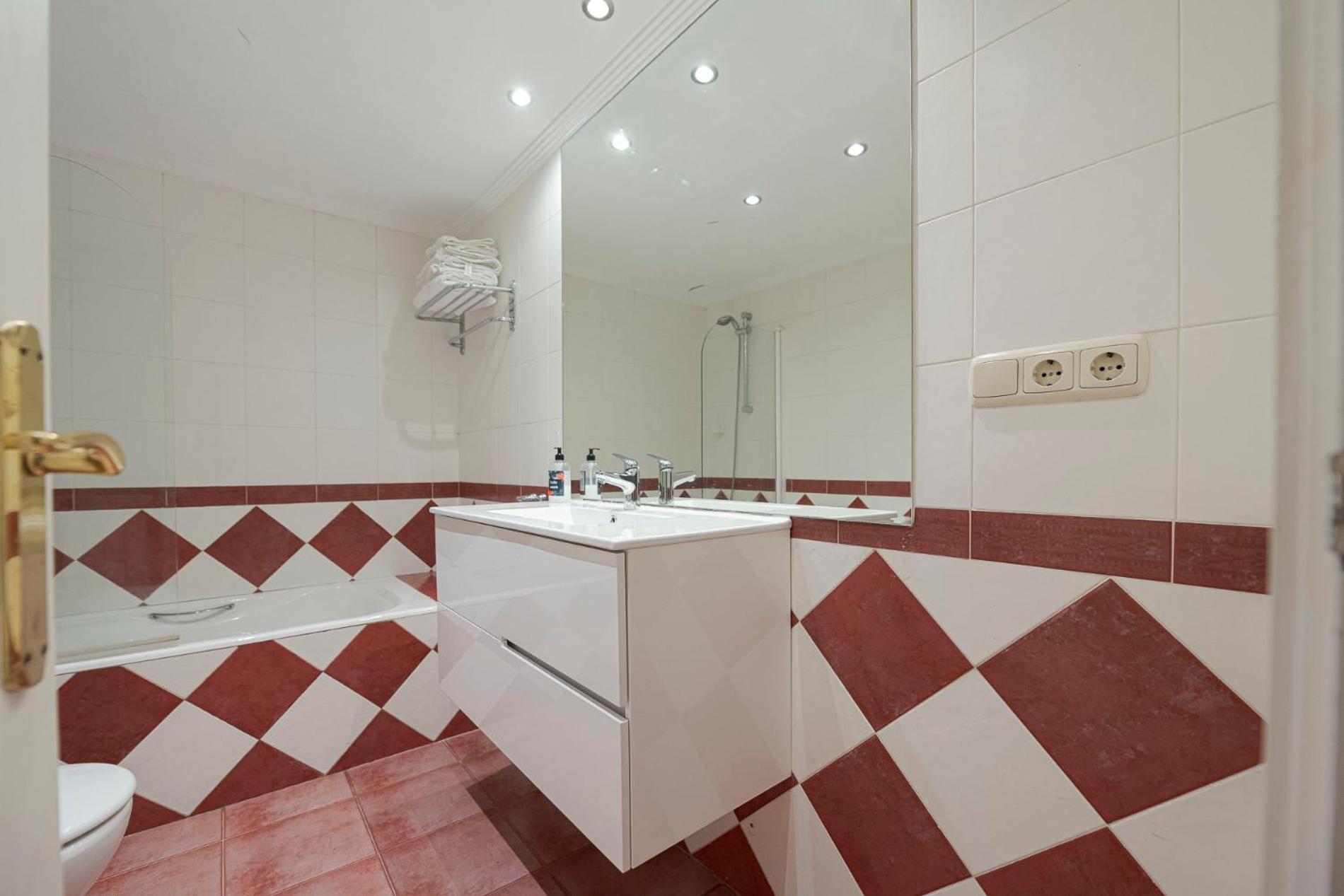 Apartamento Victoria En El Centro De San Sebastian Ngoại thất bức ảnh